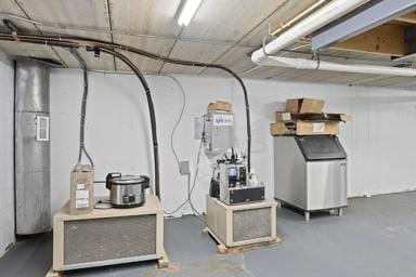 More Photos Of 5229 Madison Rd, Cincinnati Storefront Retail Office For Lease