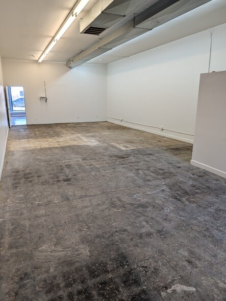 More Photos Of 3838-3840 N Harlem Ave, Chicago Storefront For Sale