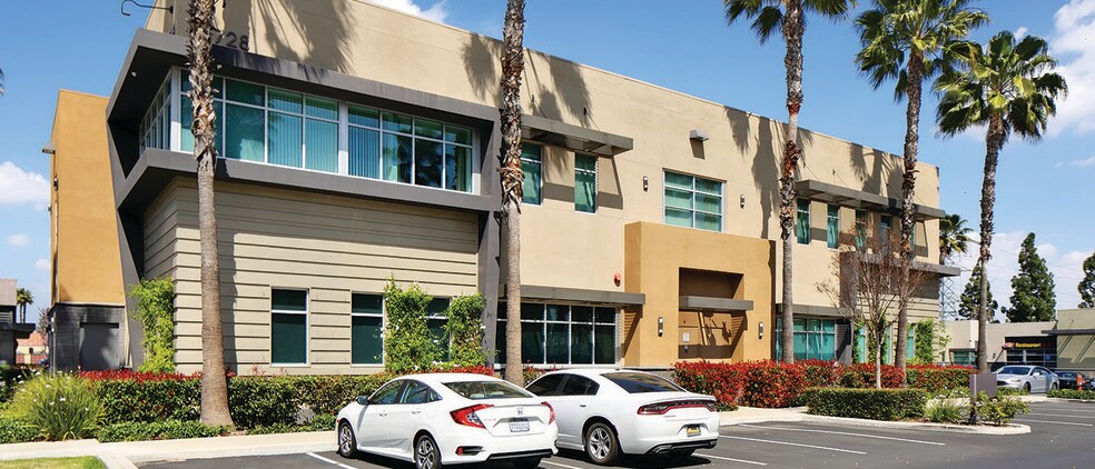 More Photos Of 14728 Pipeline Ave, Chino Hills Office For Lease