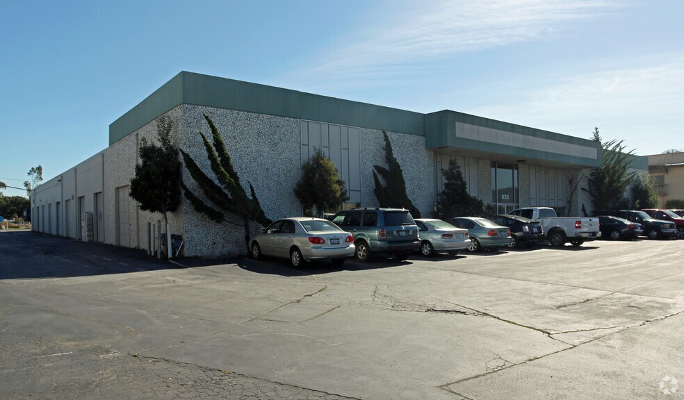 More Photos Of 833 Mahler Rd, Burlingame Warehouse For Lease