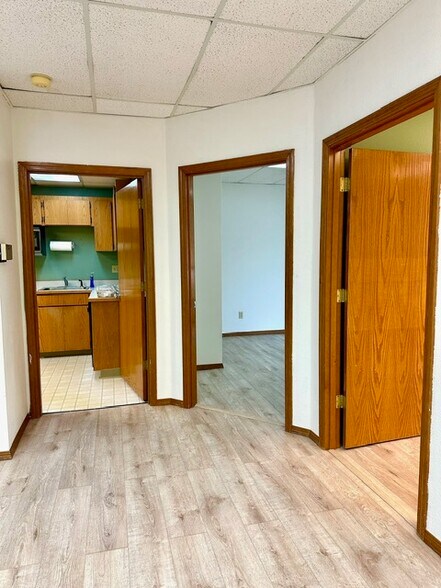 More Photos Of 8235 SW Oleson Rd, Portland Office Residential For Sale