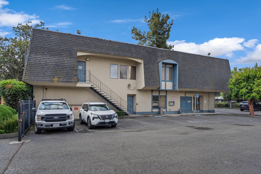 More Photos Of 1866 B St, Hayward Medical For Sale