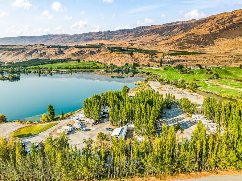 More Photos Of 401 Parkway Dr, Rock Island Manufactured Housing Mobile Home Park For Sale