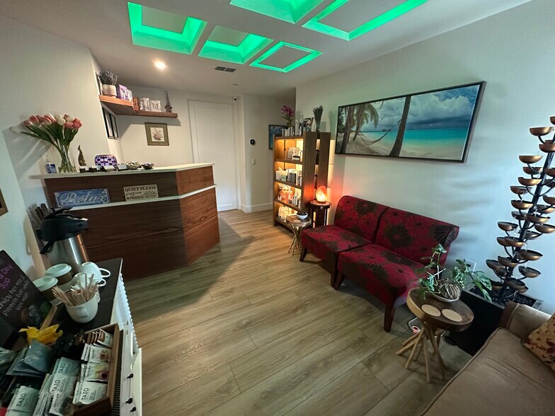 More Photos Of 430 W SR 436, Altamonte Springs Office For Sale
