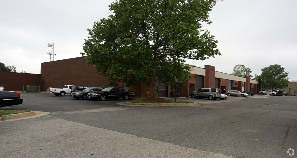 Primary Photo Of 5703 General Washington Dr, Alexandria Warehouse For Lease