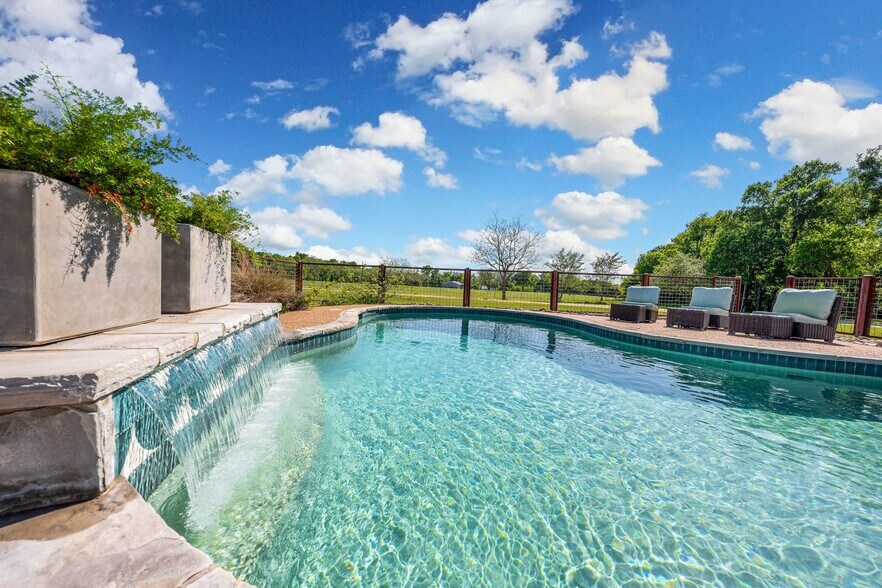 More Photos Of 4158 Creek Rd, Temple Specialty For Sale