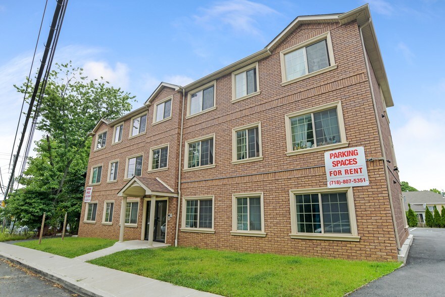 Primary Photo Of 849 Rockland Ave, Staten Island Apartments For Sale