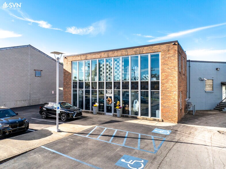 Primary Photo Of 740 National Ave, Lexington Warehouse For Lease