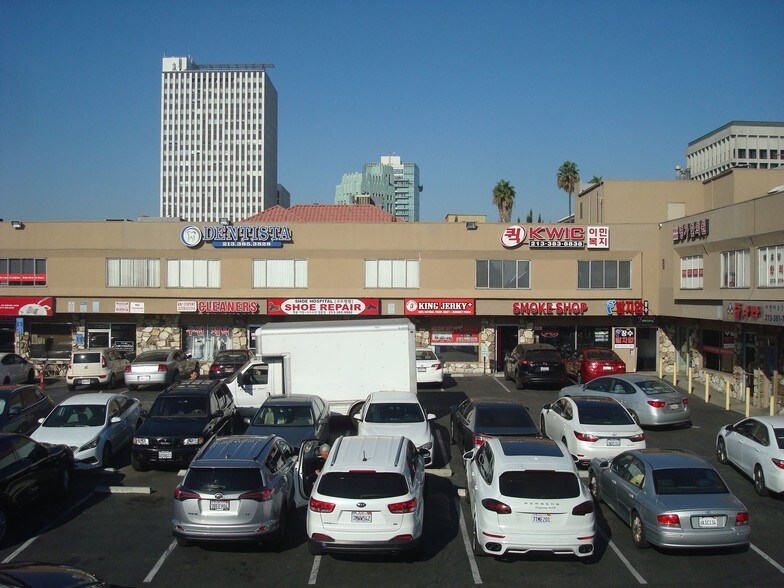 More Photos Of 730-740 S Western Ave, Los Angeles Storefront Retail Office For Lease