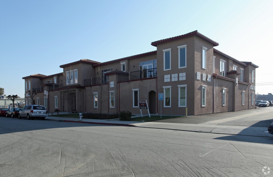 Primary Photo Of 819-829 Cowan Rd, Burlingame Flex For Lease