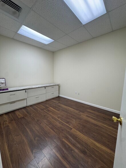 More Photos Of 3190 S State Road 7, Miramar Warehouse For Lease