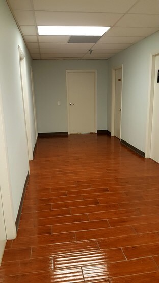 More Photos Of 2313 W Violet, Tampa Medical For Lease
