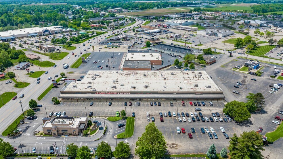 More Photos Of 789 Hebron Rd, Heath Storefront For Sale