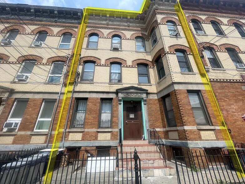 Primary Photo Of 1881 Putnam Ave, Ridgewood Apartments For Sale