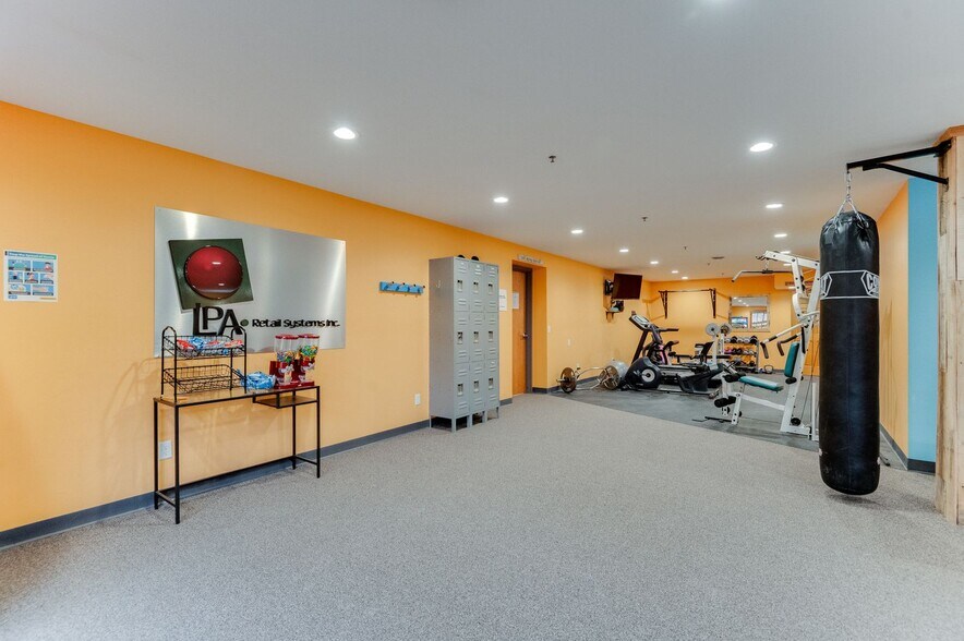 More Photos Of 11979 Cr-11, Burnsville Office For Sale