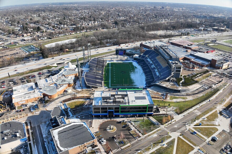 More Photos Of 2014 Blake Avenue NW, Canton Office For Lease