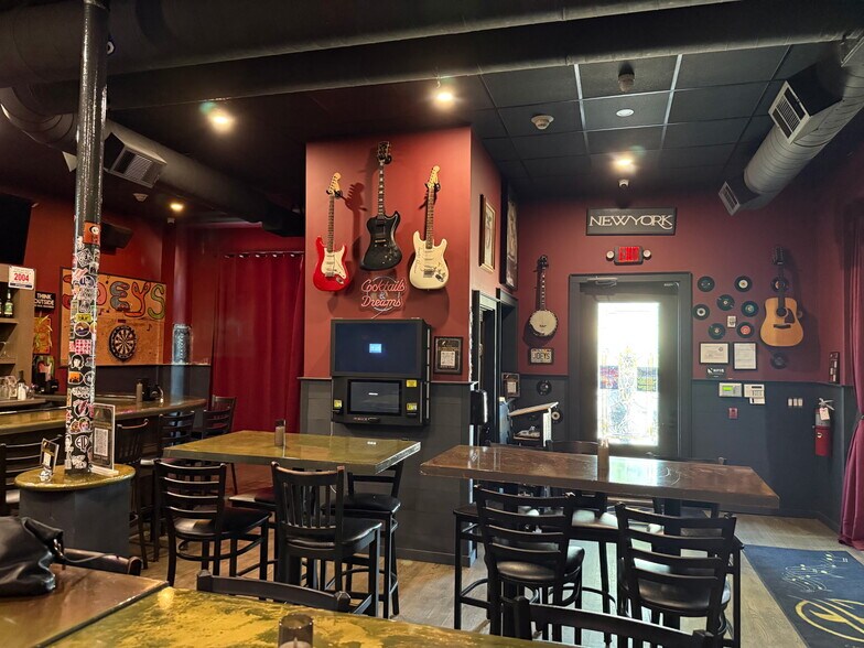 More Photos Of 538-548 Willett Ave, Port Chester Storefront For Lease