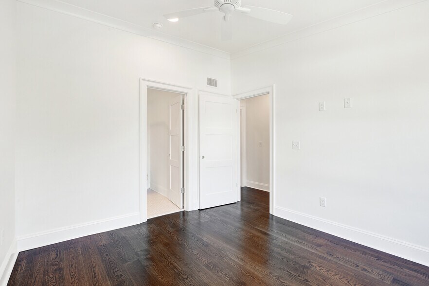 More Photos Of 104 17th st, Tybee Island Apartments For Sale