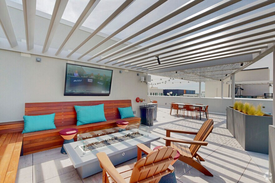 More Photos Of 1040 Santa Fe Dr, Denver Apartments For Lease