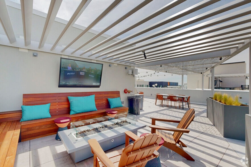 More Photos Of 1040 Santa Fe Dr, Denver Apartments For Lease