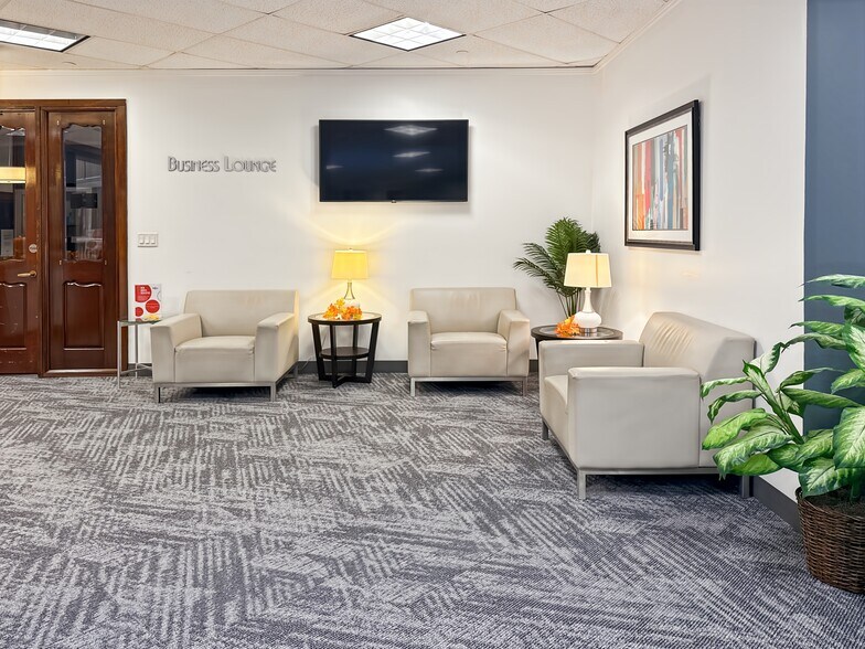 More Photos Of 950 Echo Ln, Houston Coworking Space