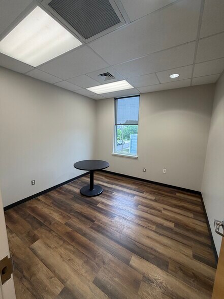 More Photos Of 703 S Church St, Georgetown Coworking Space