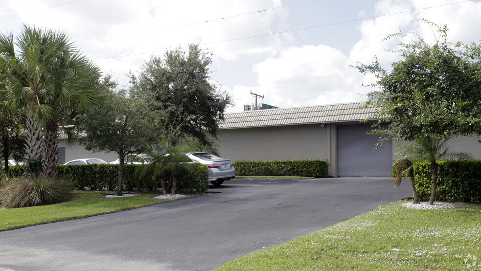 More Photos Of 800 SW 15th Ave, Delray Beach Warehouse For Sale