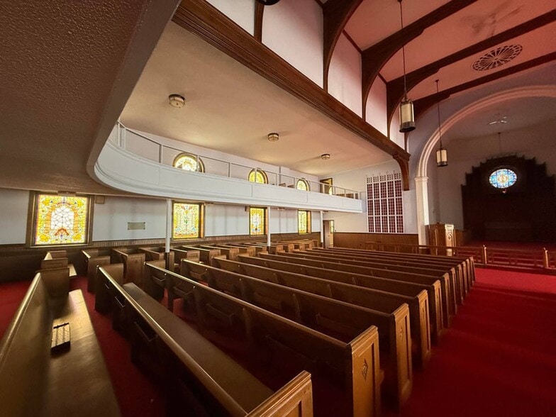 More Photos Of 17 Fremont St, Gloversville Religious Facility For Sale