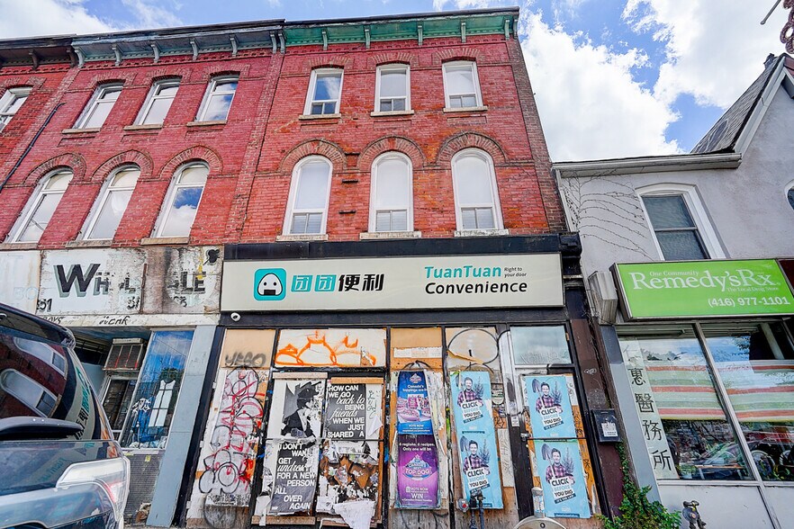More Photos Of 349 Spadina Av, Toronto Storefront Retail Residential For Sale