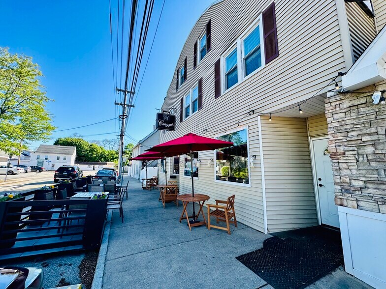 More Photos Of 20-22 Lafayette St, Norwich Storefront Retail Residential For Sale