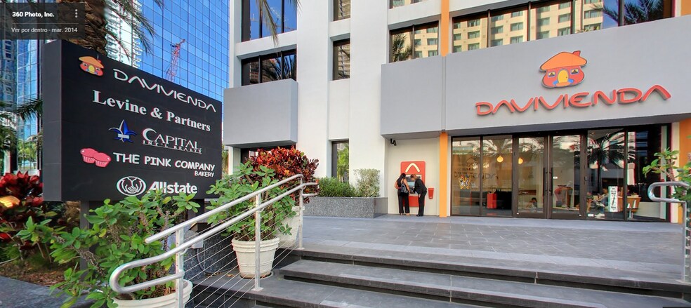 More Photos Of 1110 Brickell Ave, Miami Office For Sale