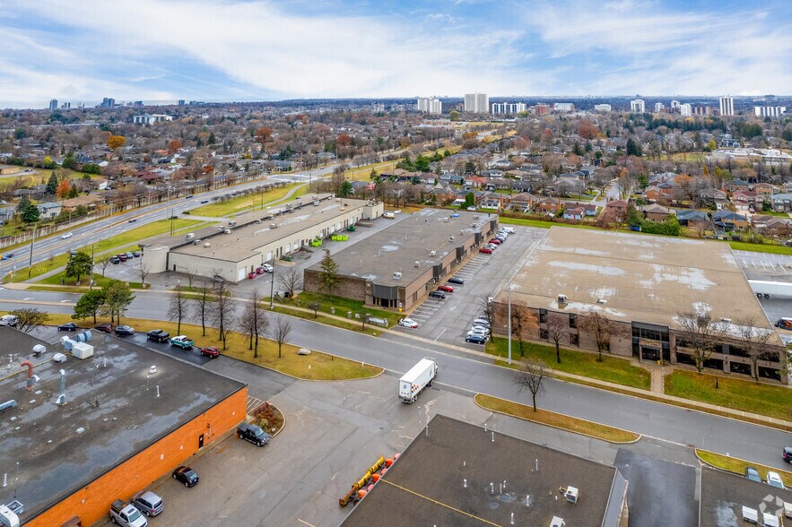 More Photos Of 2320 Tedlo St, Mississauga Light Manufacturing For Lease