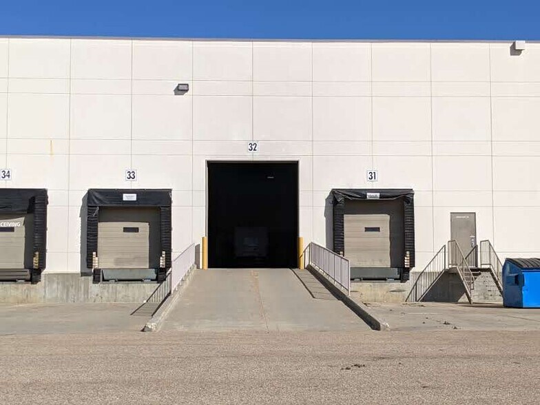 More Photos Of 11404-11540 184th St NW, Edmonton Warehouse For Lease