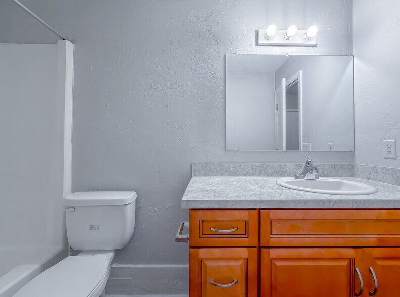 More Photos Of , Tallahassee Multifamily For Sale