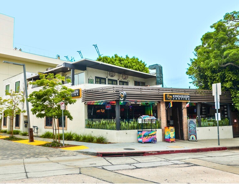 Primary Photo Of 616 N Robertson Blvd, West Hollywood Storefront Retail Office For Sale