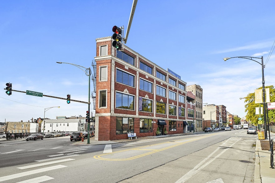 More Photos Of 1000 N Milwaukee Ave, Chicago Loft Creative Space For Lease