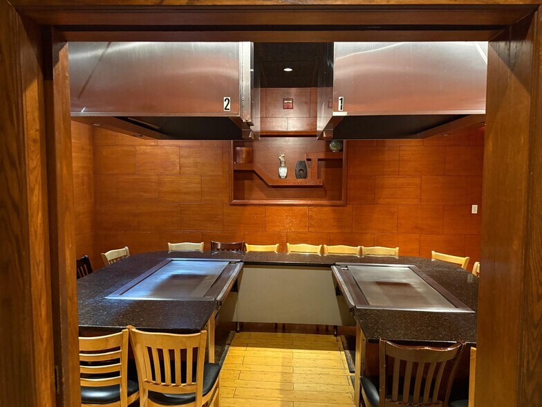 More Photos Of 90 W Main St, Somerville Apartments For Lease
