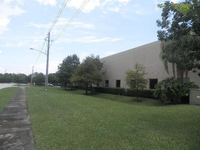 More Photos Of 6691 N Nob Hill Rd, Fort Lauderdale Office For Sale