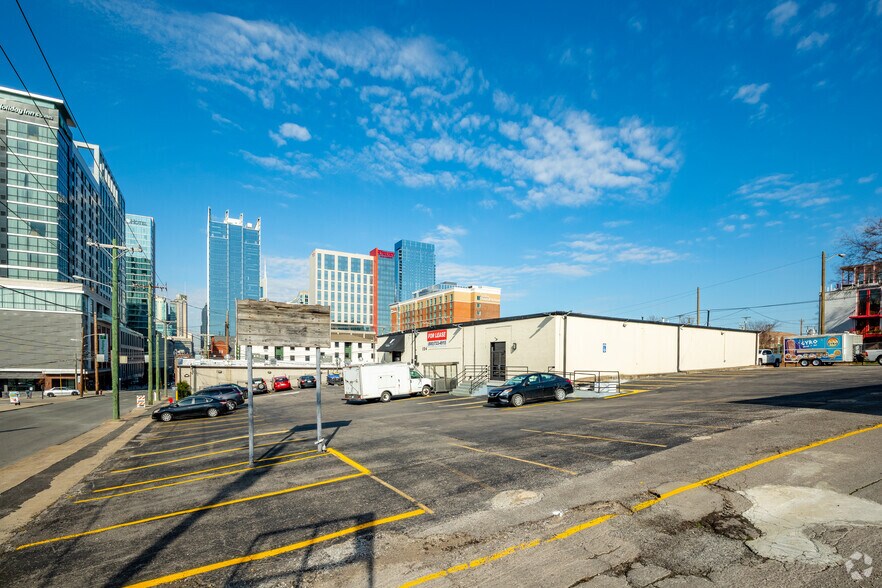 More Photos Of 319 Peabody St, Nashville Land For Sale