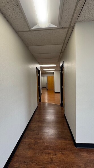 More Photos Of 10580 SW McDonald St, Tigard Office For Lease