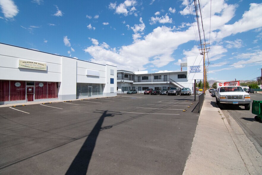 More Photos Of 425 Gentry Way, Reno Office For Lease