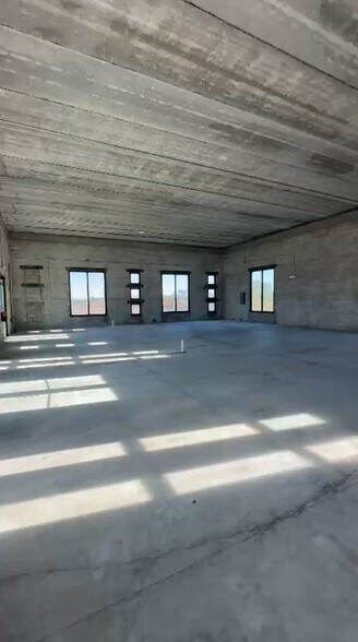 Primary Photo Of 1043 Ceitus Ter, Cape Coral Industrial For Lease