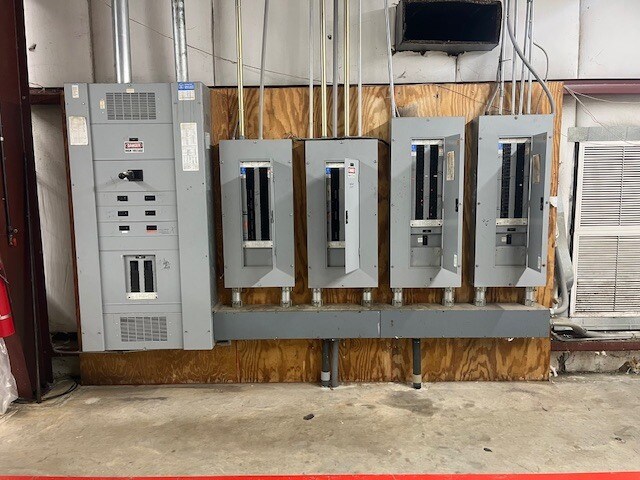 More Photos Of 35 Herring Crossroads, Russellville Industrial For Sale