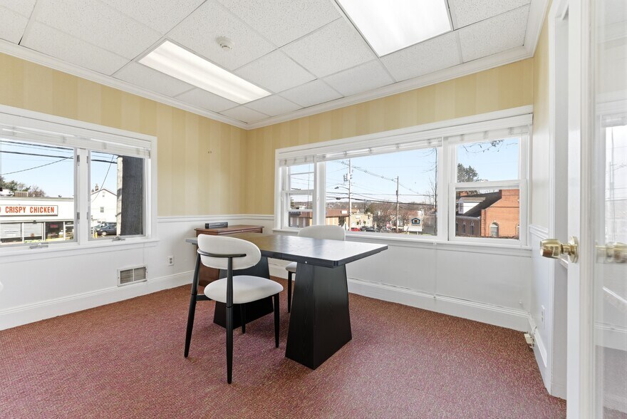 More Photos Of 1307 Stuyvesant Ave, Union Township Office For Sale