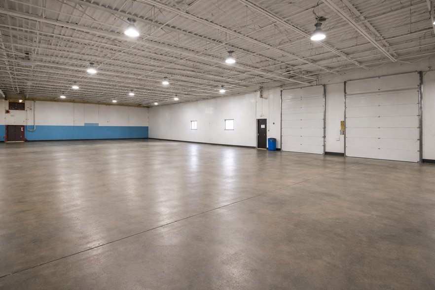 More Photos Of 1721 Dove St, Port Huron Warehouse For Lease