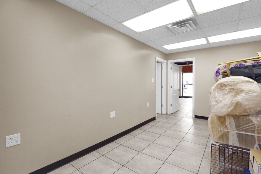 More Photos Of , Dayton General Retail For Sale