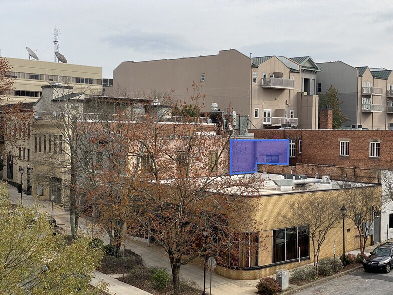 More Photos Of 17 College St, Greenville Storefront Retail Office For Lease