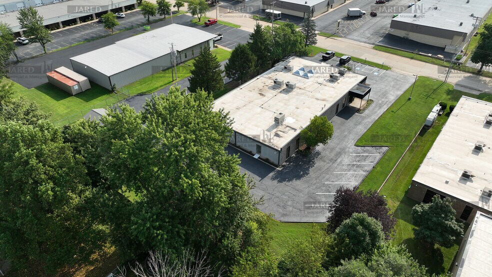 More Photos Of 509 S Union Ave, Springfield Light Distribution For Sale