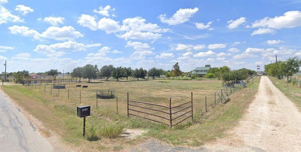 More Photos Of 21424 Martin Ln, Pflugerville Land For Sale