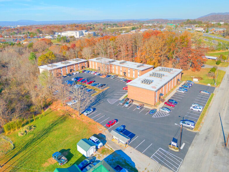 Primary Photo Of 768-776 Triangle St, Blacksburg Apartments For Sale